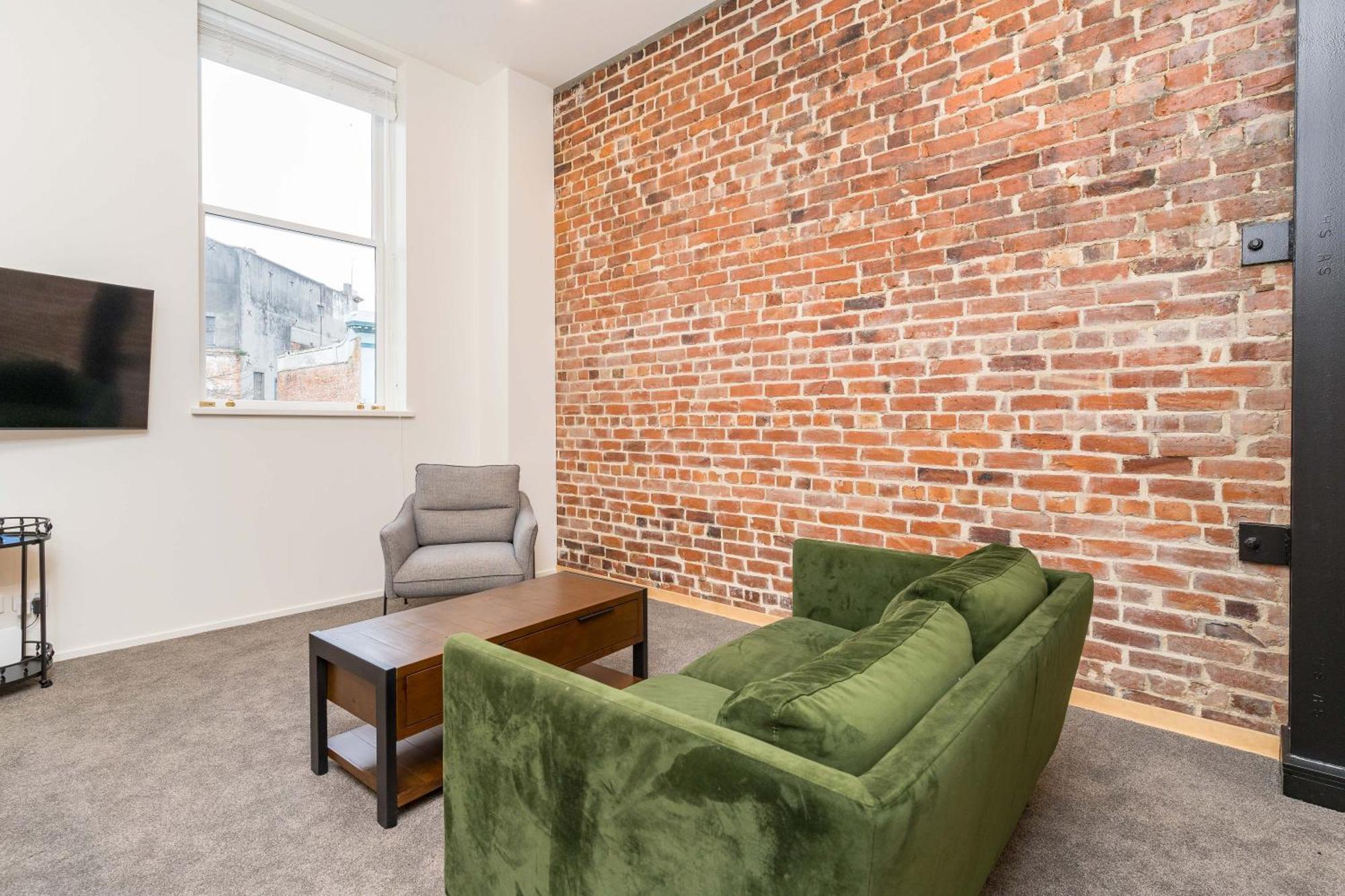 Princes St Apartment